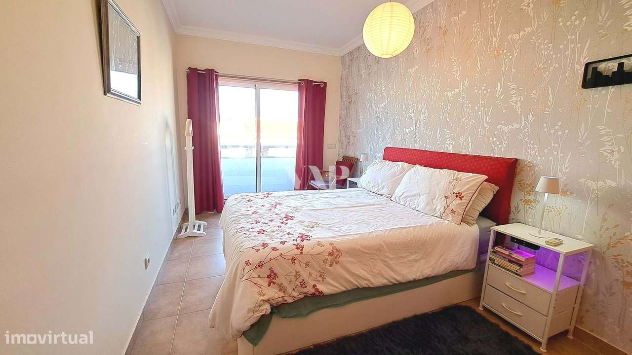 Apartamento T2 para venda no centro de Albufeira com vista MAR-4