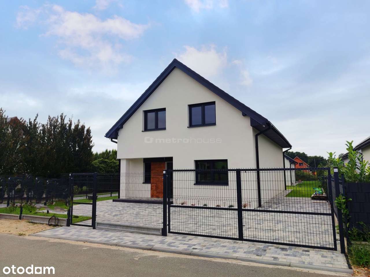 Nowy Dom Premium 153,5 m2 - do wprowadzenia się!-1