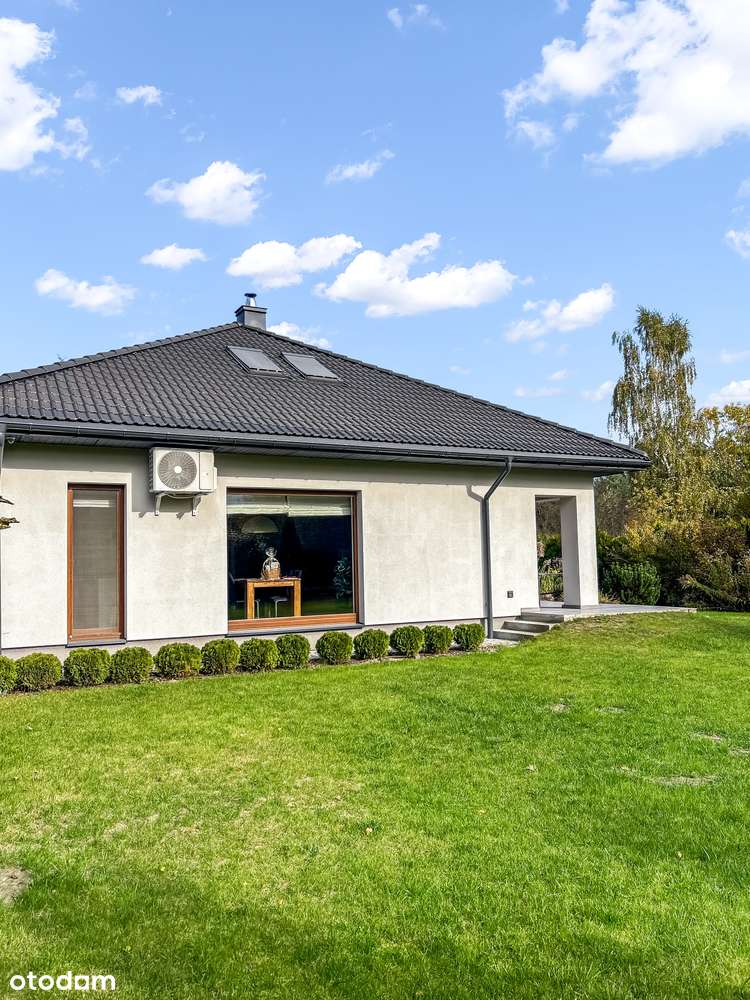 W pełni umeblowany, gotowy dom z ogrodem, kominkiem i klimatyzacją-5