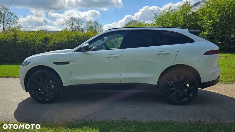 Jaguar F-Pace 25t AWD Prestige - 4