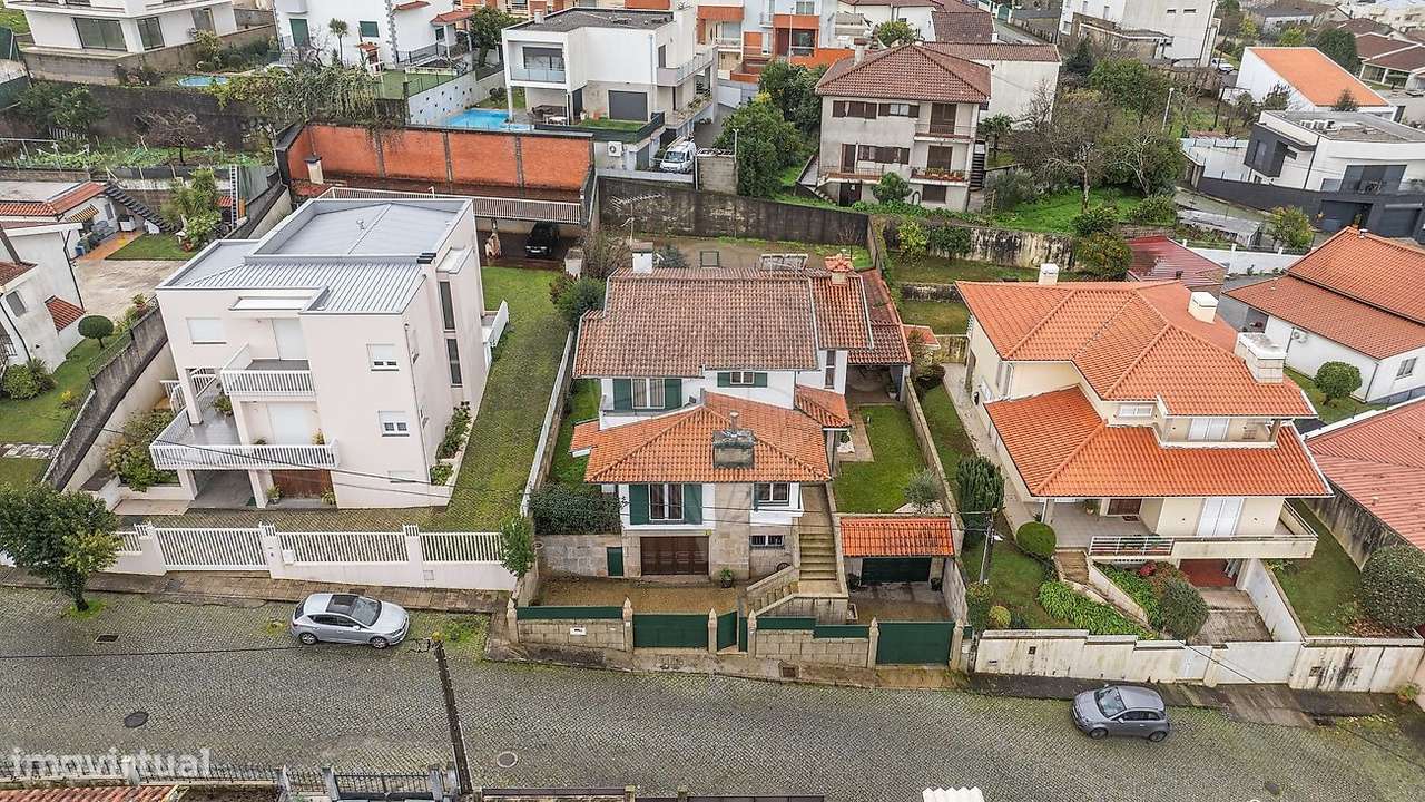 Moradia T5 individual em Nogueira - Braga-38