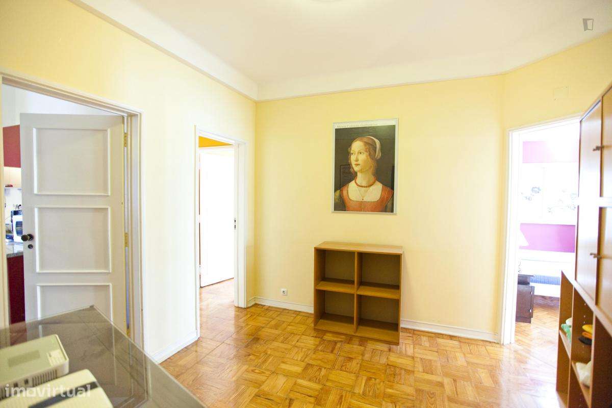 Quarto - localizado em Campolide Lisbon - Grande imagem: 4/8