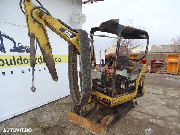 Cat 301.6 C  din 2008, Piese - 4