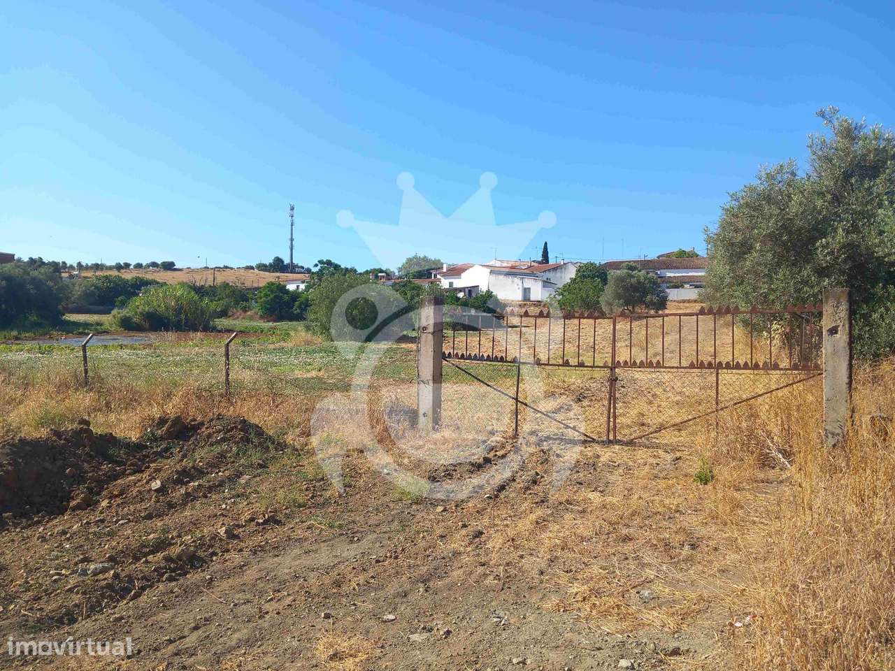 Moradia T4 com Terreno de 8.250m² - Serpa-21