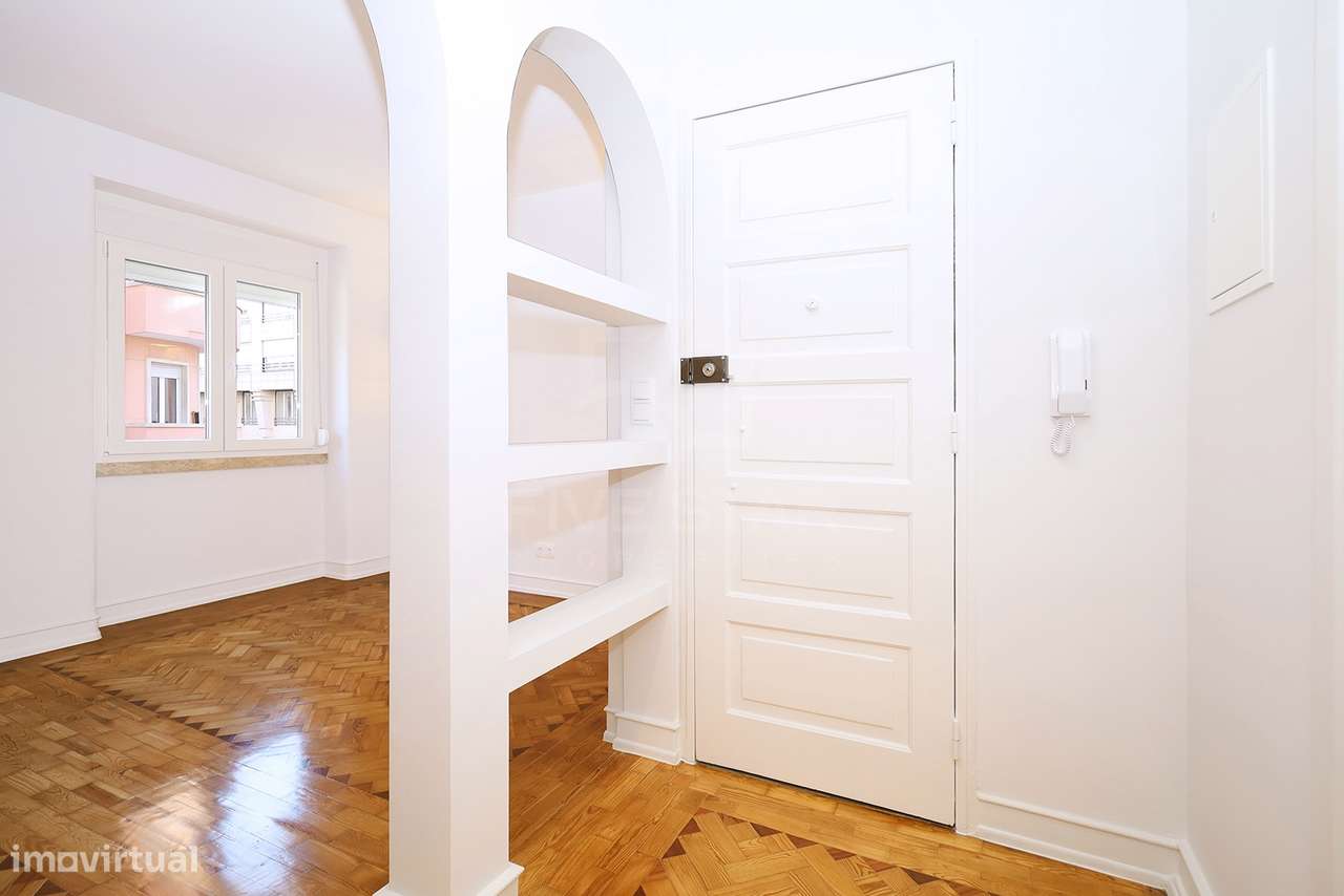 Arrendamento - T2 - Renovado – Campo de Ourique - Grande imagem: 3/25