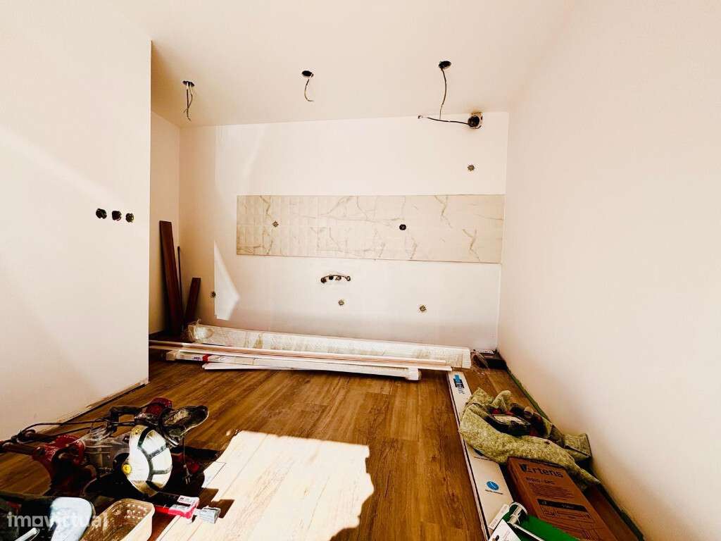 Apartamento T1, Alta de Coimbra - Grande imagem: 2/5