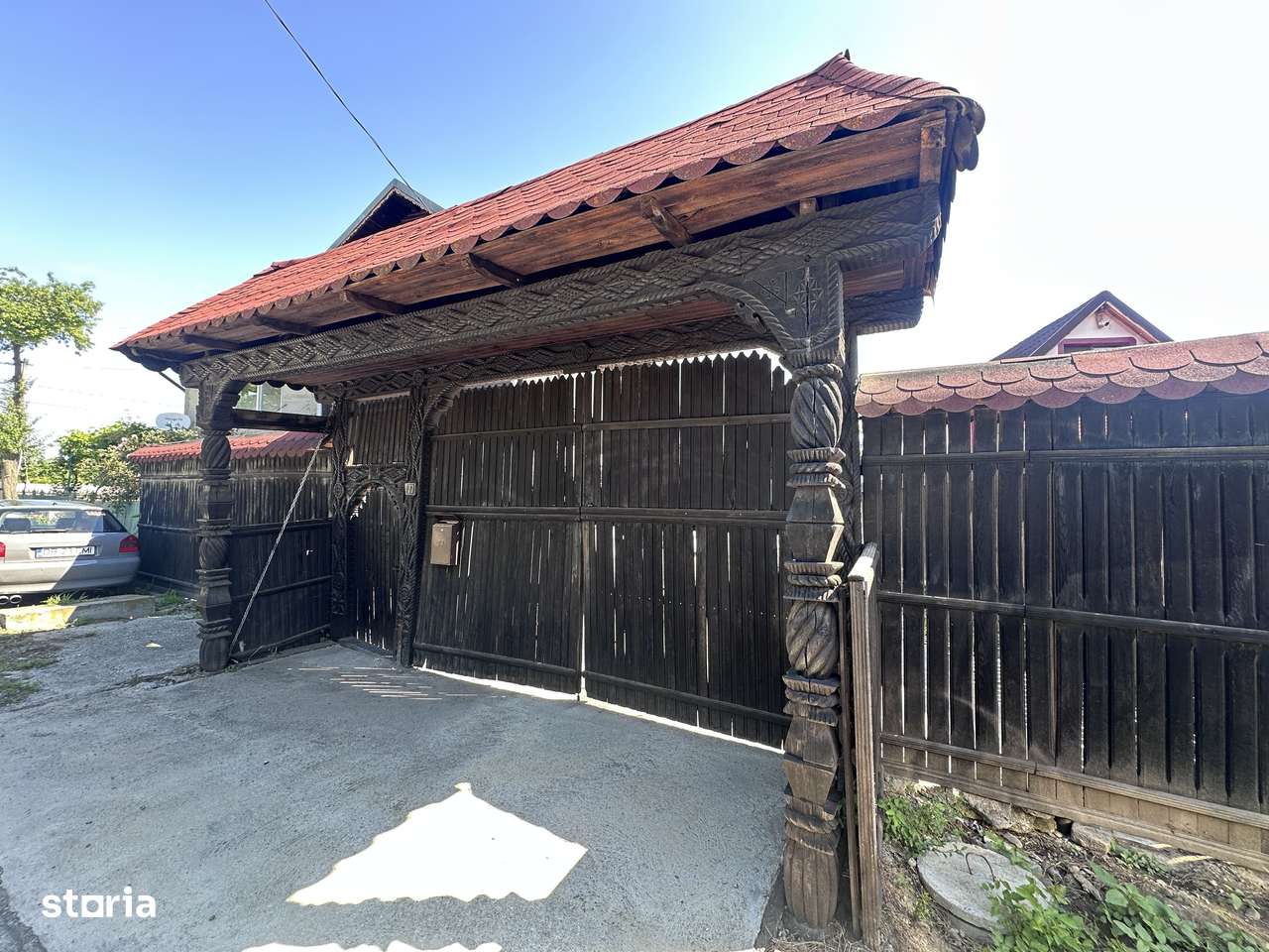 Vanzare casă P+1E cu garaj, beci și 653 mp teren-Valea Voievozilor-3