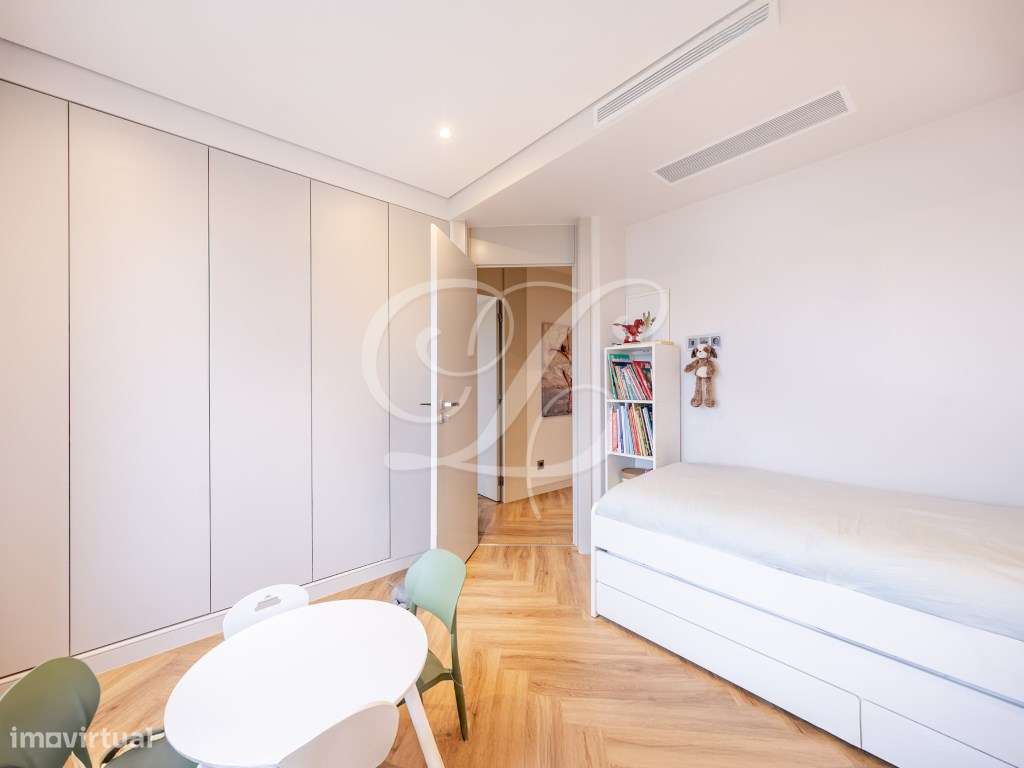 Moradia T5 c/ Jardim Relvado | Sintra-22