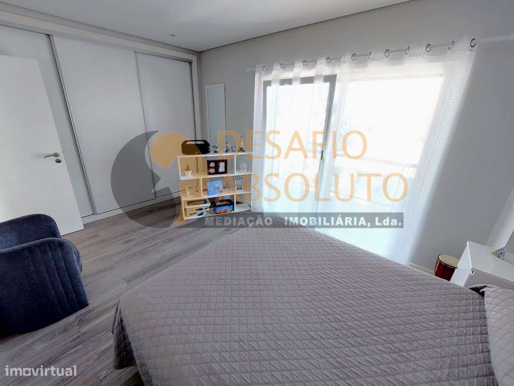 Moradia Geminada T4 + Anexo T0. Boa Água III - Quinta do Conde-27
