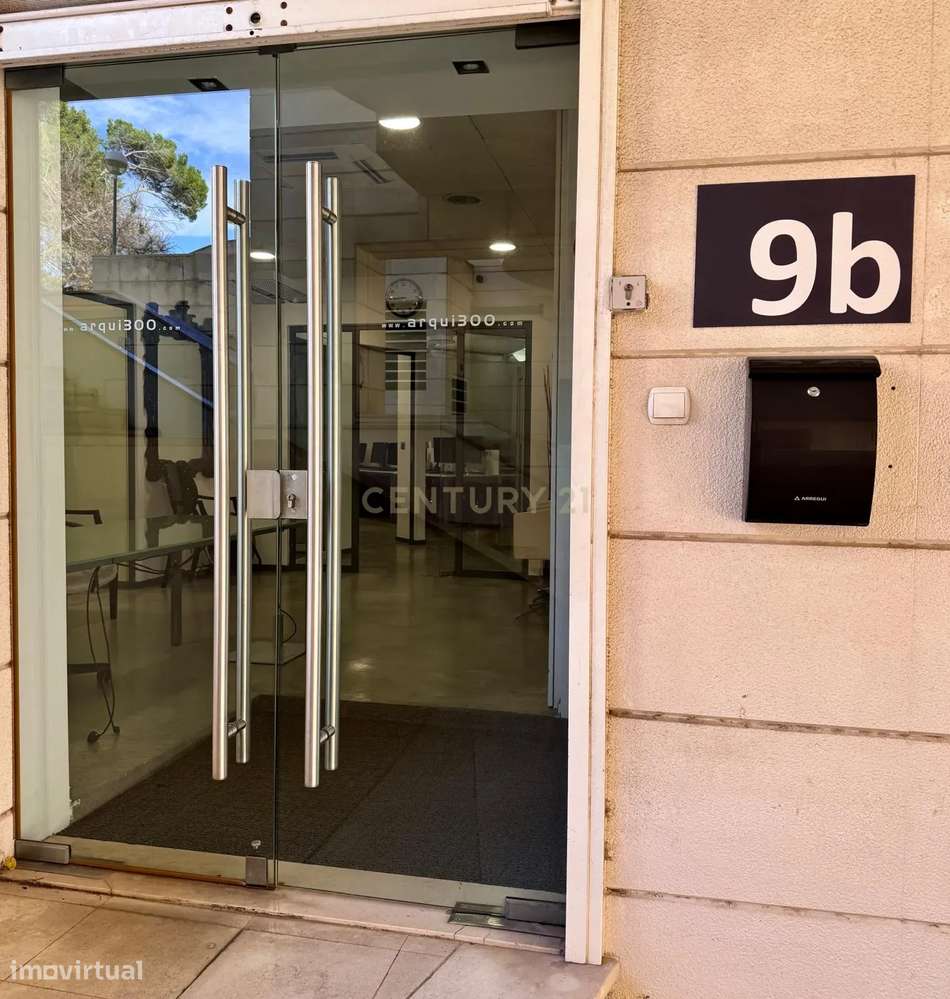 ESCRITÓRIO/ESPAÇO COMERCIAL R/C | ENTRADA INDEPENDENTE | GARAGEM | QUI - Grande imagem: 4/19