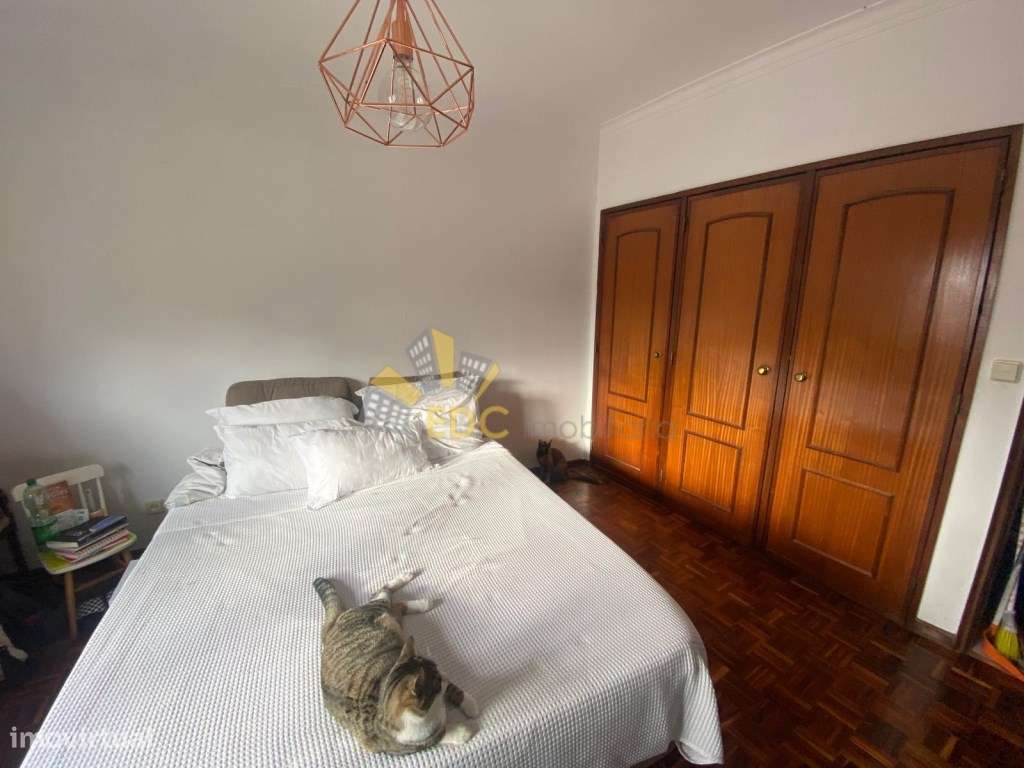 Apartamento T2 no Cacém, com possibilidade ser transformado em dúpl...-18