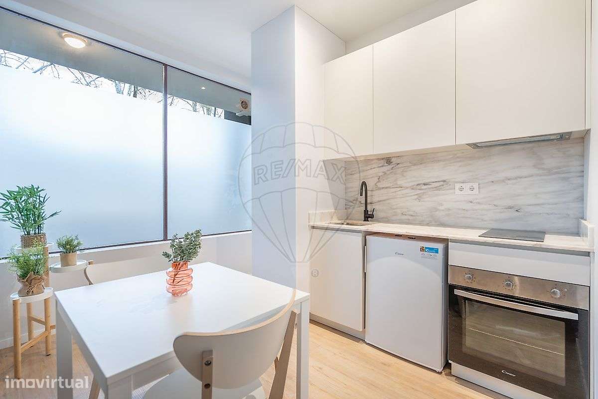 Estúdio T0 para arrendamento - Grande imagem: 4/11