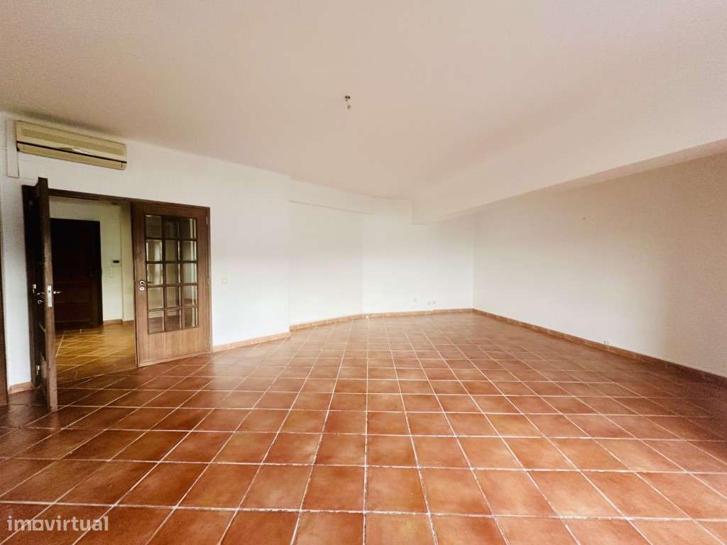 Apartamento tipologia T4 - Grande imagem: 2/22