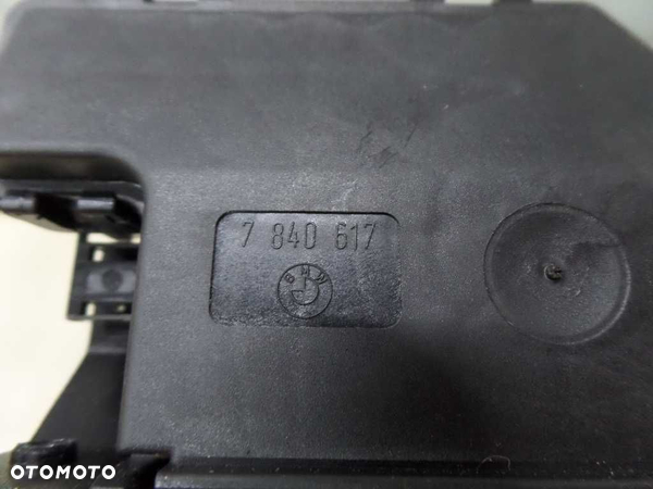 BMW 3 E90 ZAMEK WKLADKA BAGAZNIKA 7840617 04-08 - 6