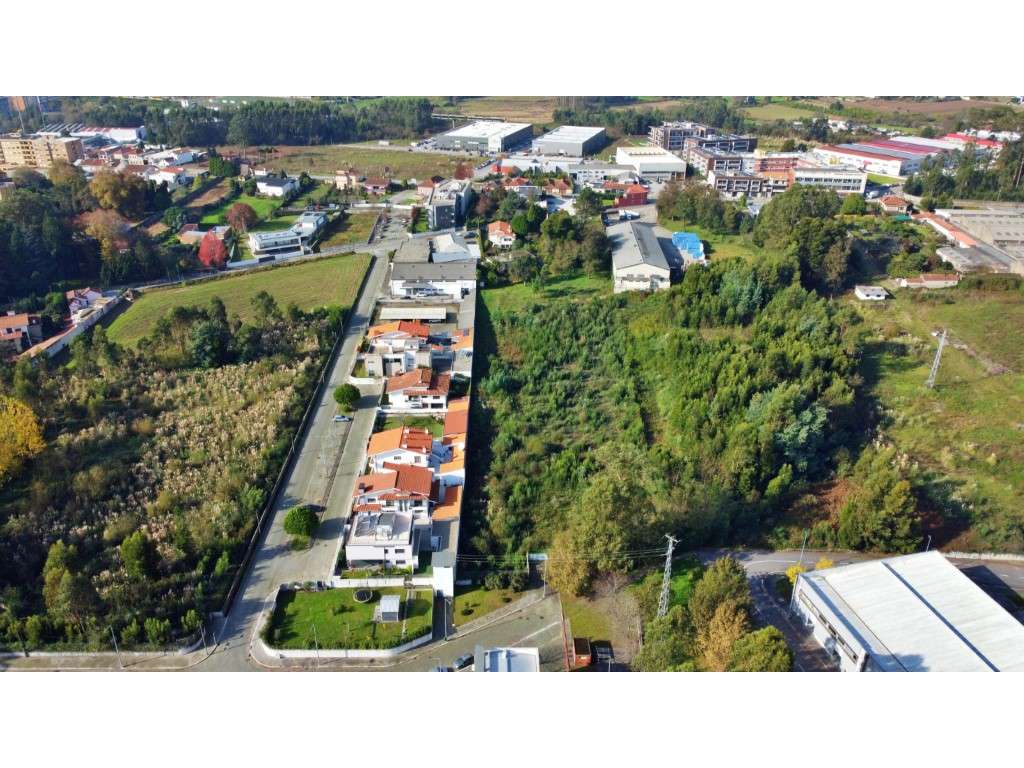 Terreno p/ construção no coração do Castêlo - Grande imagem: 4/11