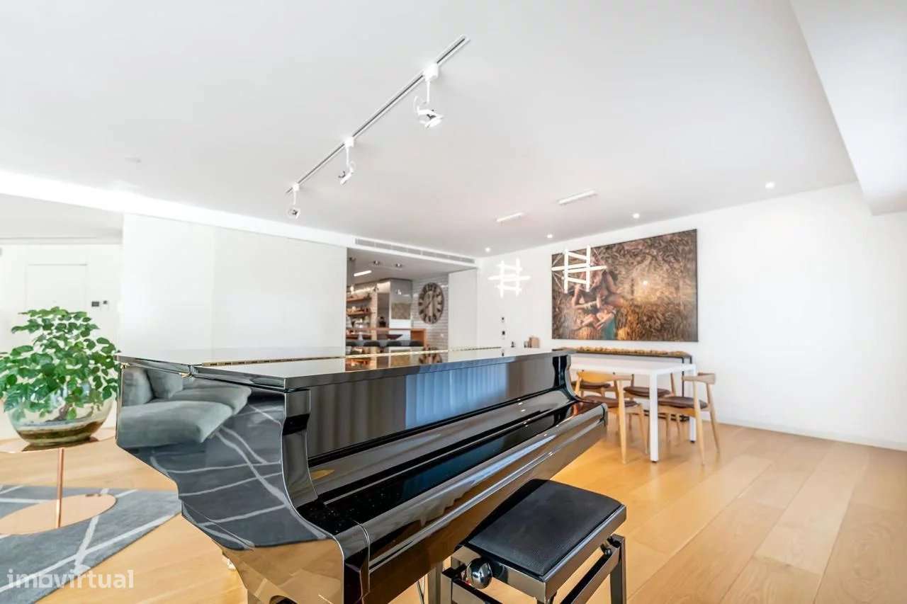 Apartamento T4, o luxo com vista panorâmica nas Amoreiras em Lisboa - Grande imagem: 4/49