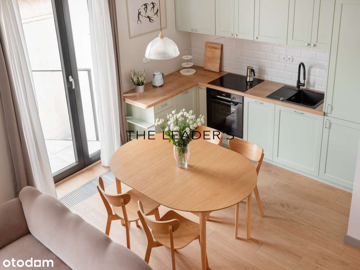 Mieszkanie z tarasem na Emilii Plater-6