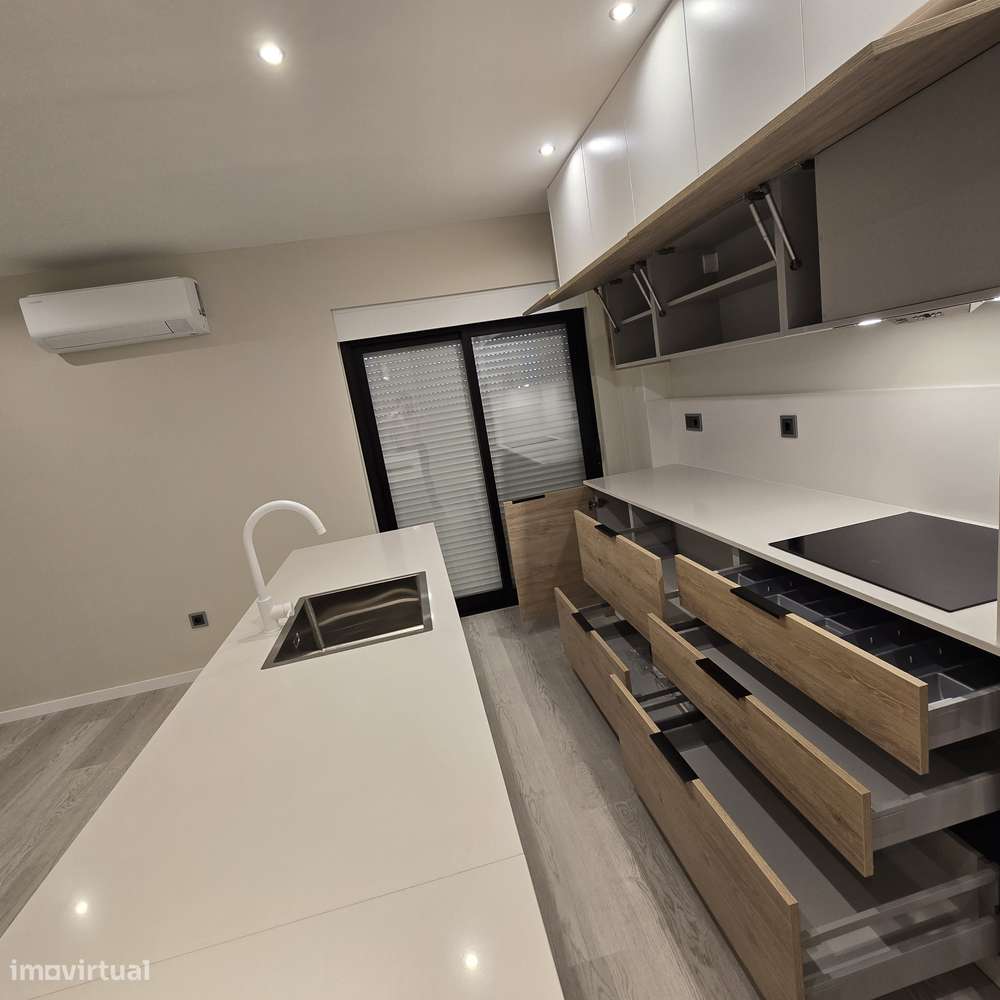 T3 Renovado Zona Calma - Grande imagem: 4/60