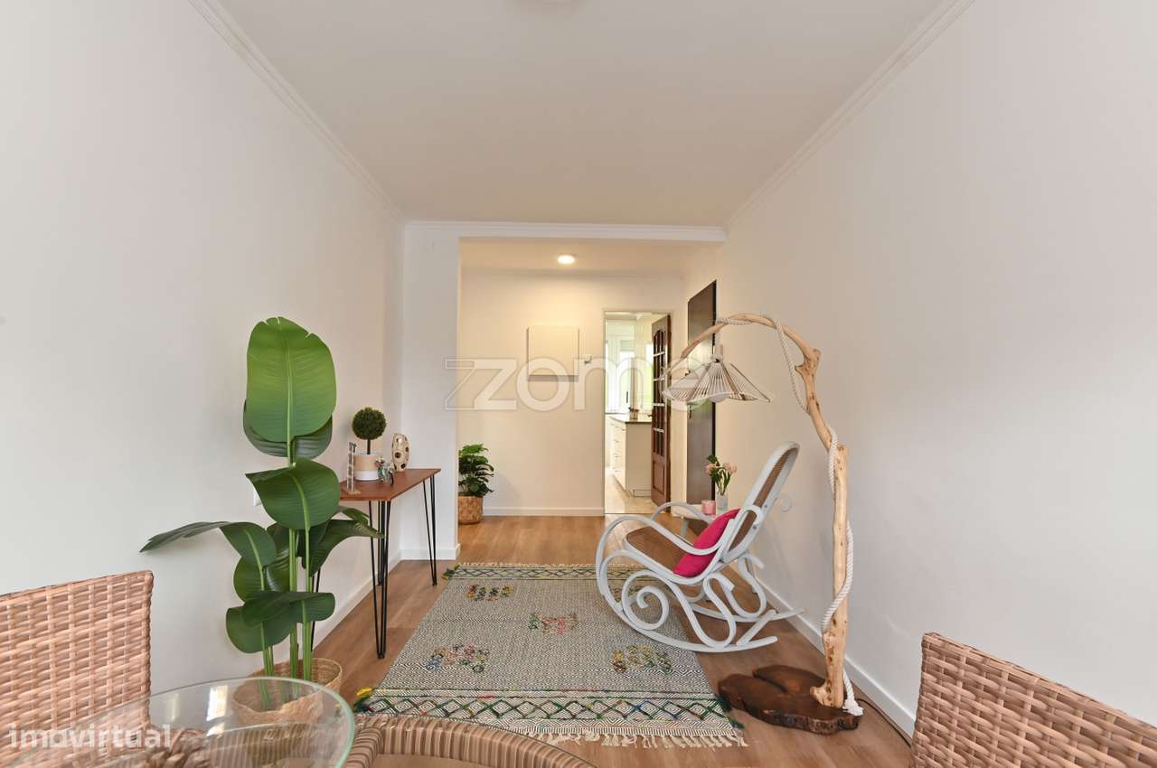 Apartamento T2 remodelado - Charquinho - Benfica - Grande imagem: 4/19