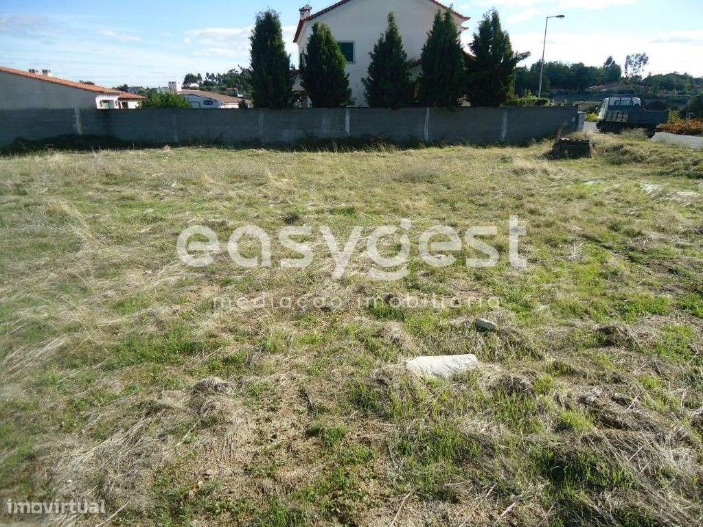 Lote de terreno urbano localizado na aldeia de Alcains - Grande imagem: 3/10