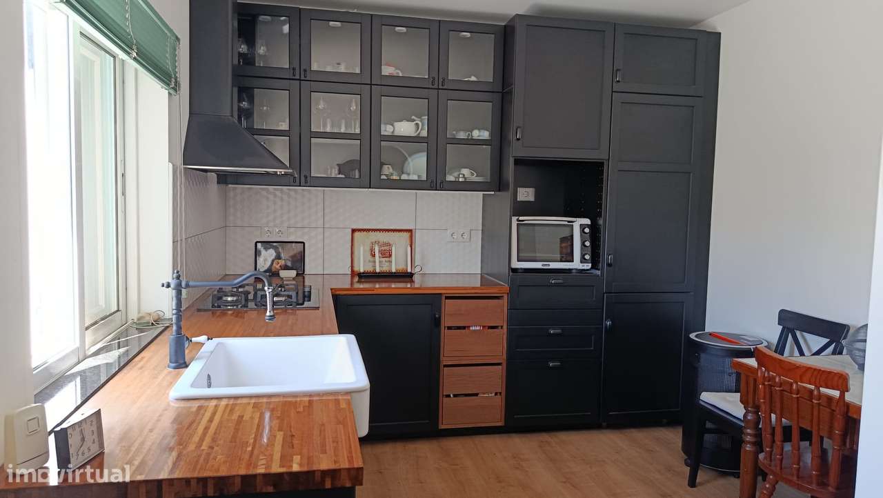 Moradia T9 Isolada com Jardim em Sagres-5