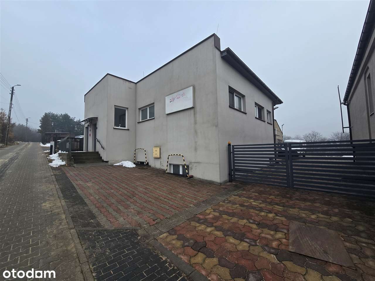 Kompletnie wyposażony, prosperujący zakład cukierniczy - Pełny obrazek: 1/18