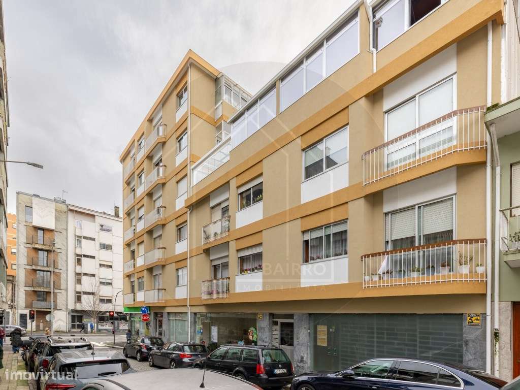 T3 com Terraço às Antas - Fernão de Magalhães, Porto-15