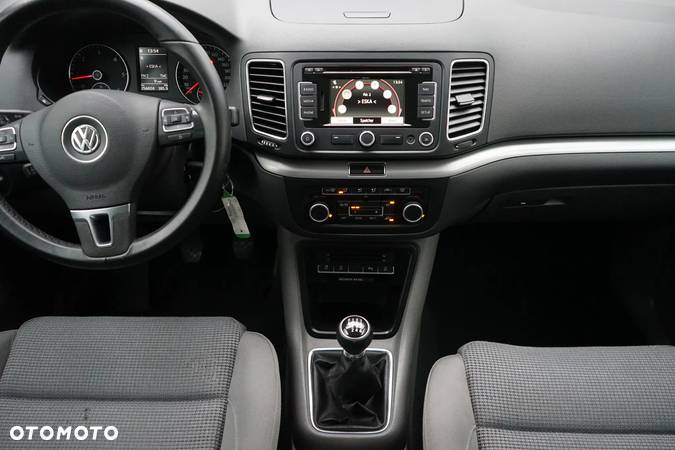 Volkswagen Sharan 2.0 TDI BlueMotion Technology Comfortline - 27