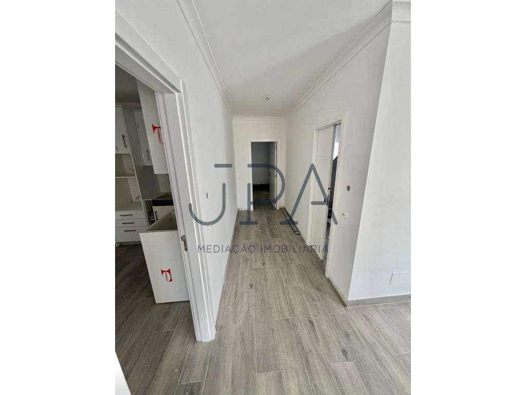 Altura - Em construção - moradia T4 com garagem e piscina-8