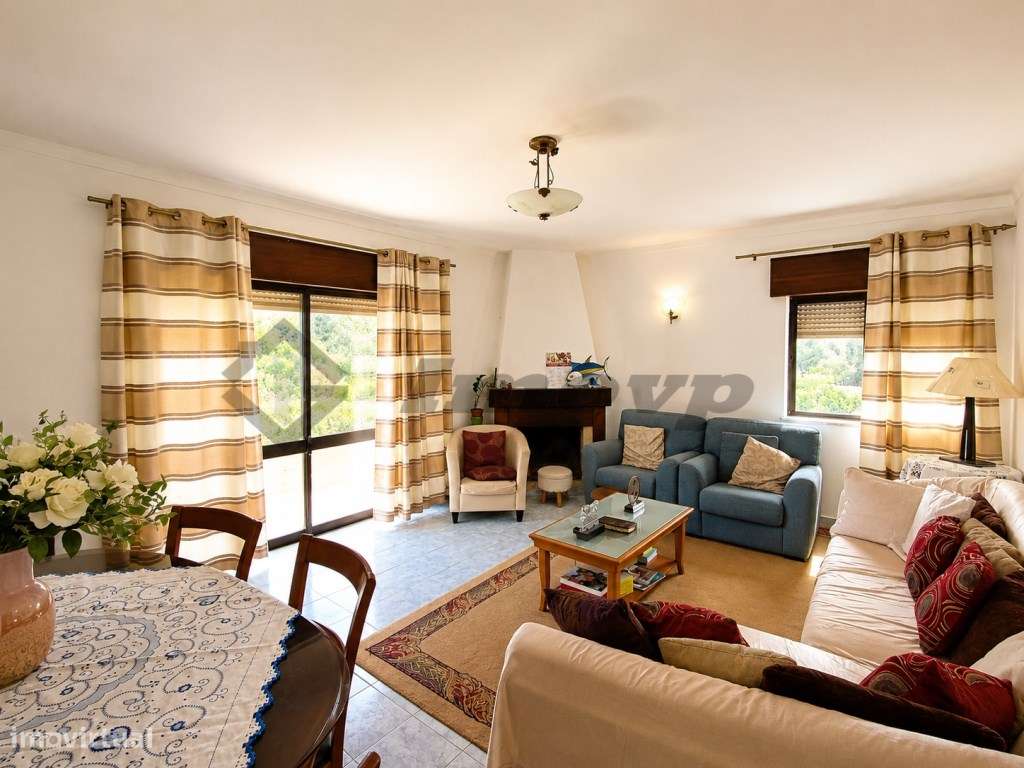 Moradia T3 com amplo terreno a 1,5 km da praia, Vila do Bispo-8