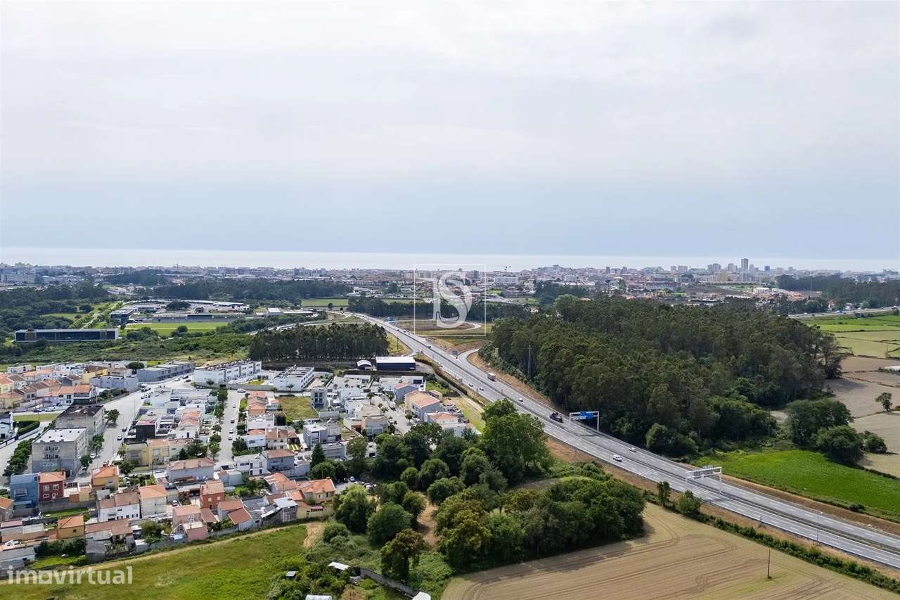 Terreno, 1 900 m², Touguinha e Touguinhó-11