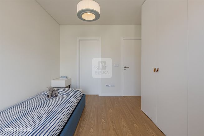 Moradia T3, com jardim e piscina-32