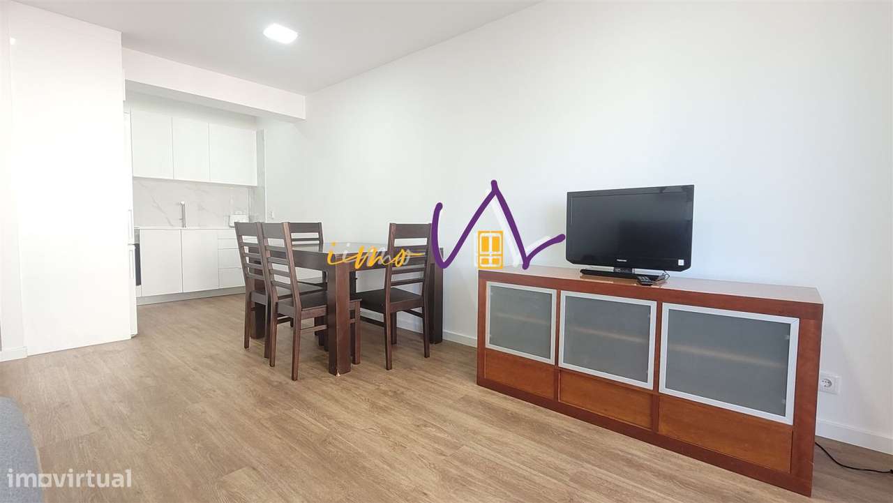 Apartamento T1, primeira linha, vistas de mar-9