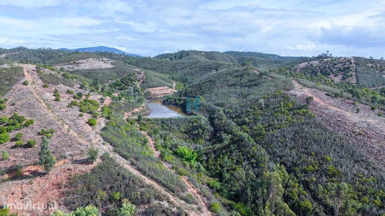 Terreno misto com Ruína e barragem - Grande imagem: 4/8