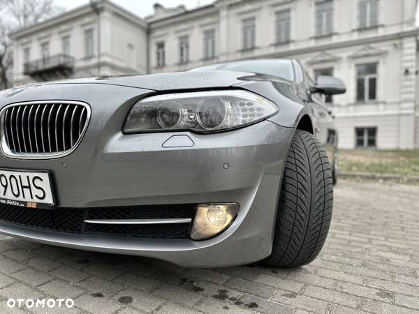 BMW Seria 5 523i - 15