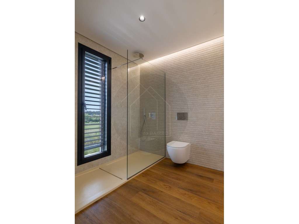 Moradia T4 com Piscina, design moderno, em Vila Nova de Gaia-21