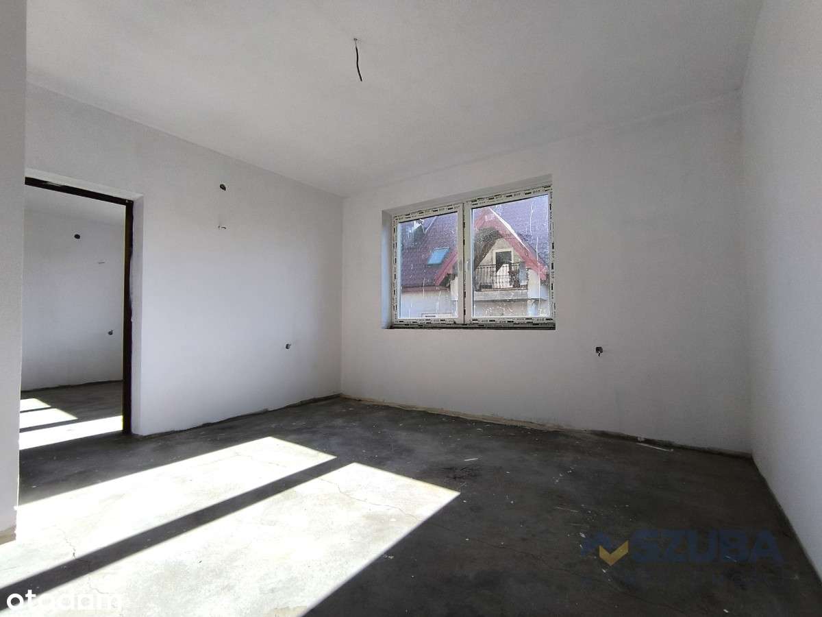 Na sprzedaż Dom z potencjałem w spokojnej okolicy-4