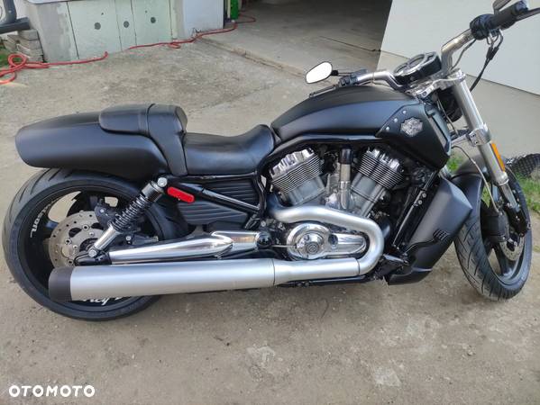 Harley-Davidson V-Rod Muscle - 7