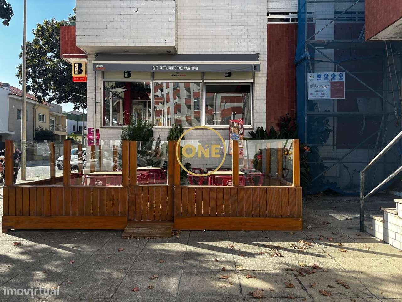 Trespasse de Café-Bar Restaurante-17