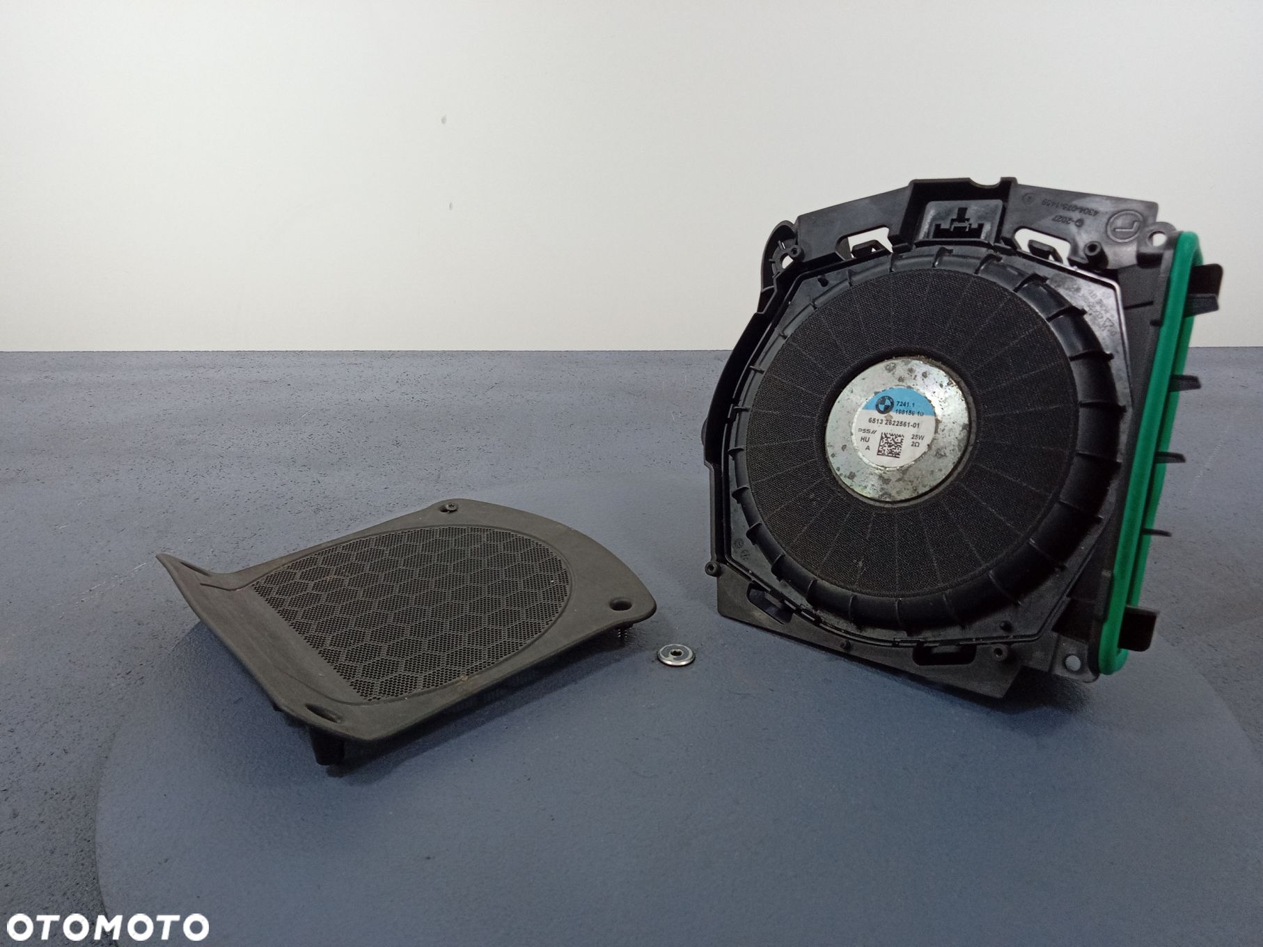 BMW 3 G20 G21 GŁOŚNIK SUBWOOFER LEWY 2622561 - 1