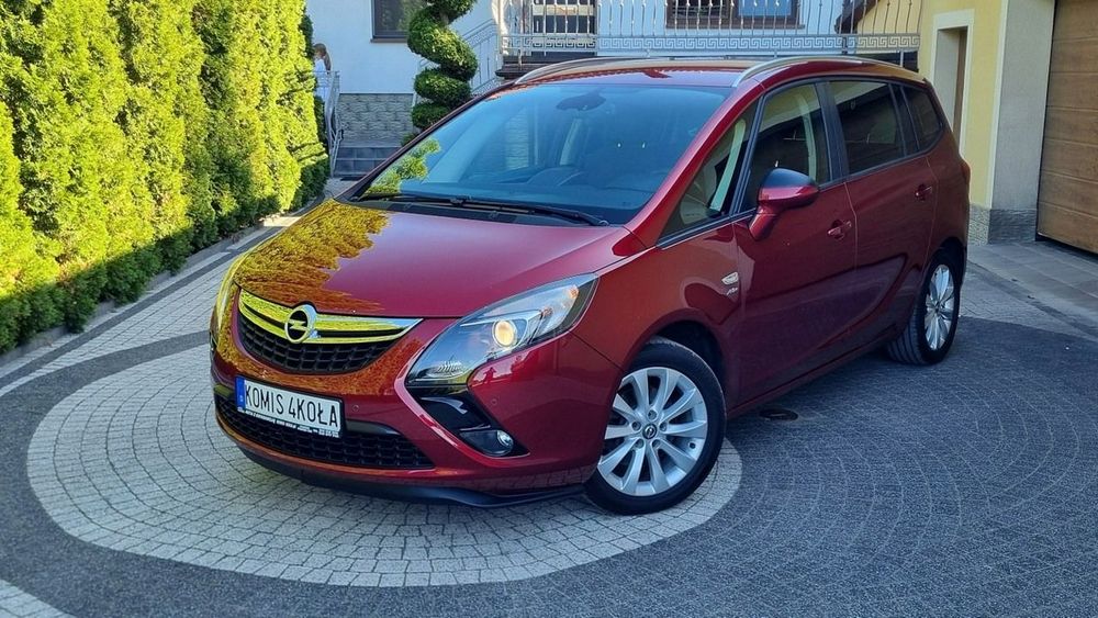 Opel Zafira C 2014