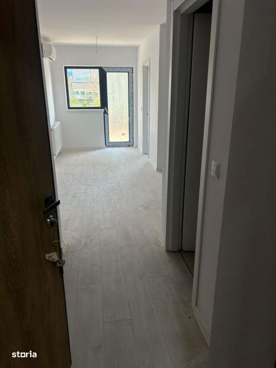 Garsoniera, 33mp + 20mp gradina, AC, metrou, bloc 2025, Hils Republica-3