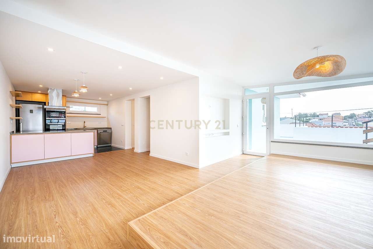 T3+1 com Terraços Privados e Vista Desafogada em Alto dos Gaios, Estor - Grande imagem: 4/18