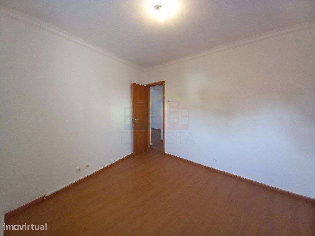 Apartamento T2 remodelado - Torre, Cascais-10