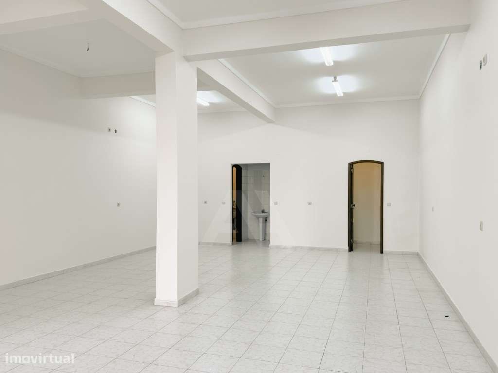 Loja Remodelada no Cacém - Grande imagem: 4/18