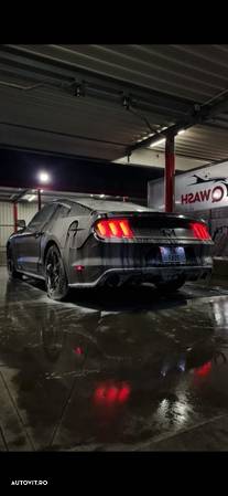 Ford Mustang 2.3 Eco Boost Aut. - 2