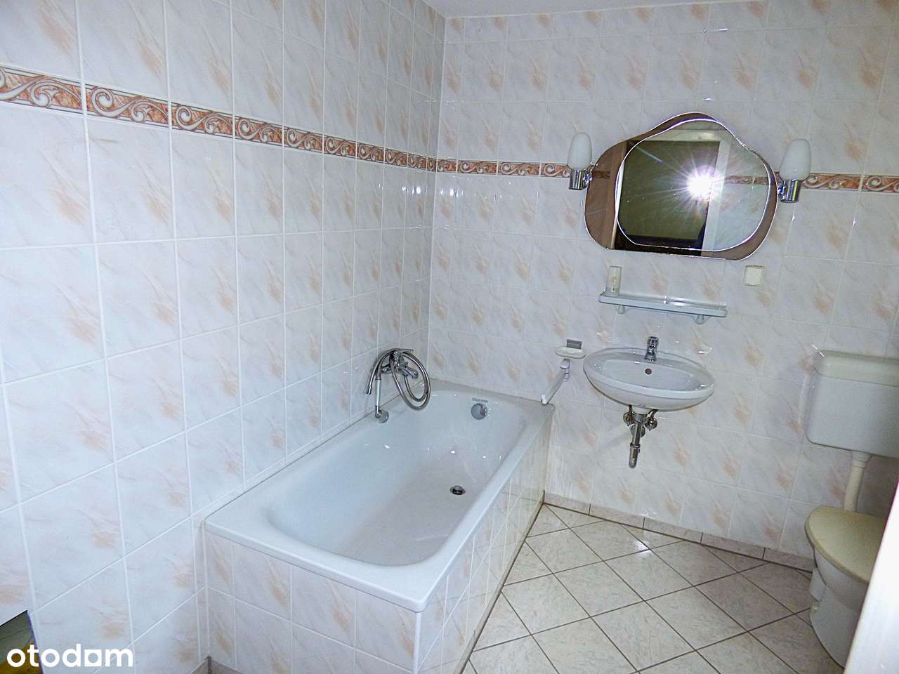 Klimatyczny dom z zabudowaniami of. 2510B-8