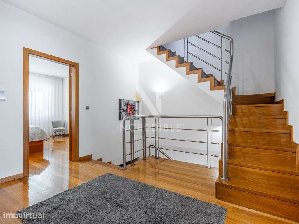 MORADIA T3+1 COM PISCINA EM FROSSOS, BRAGA-24