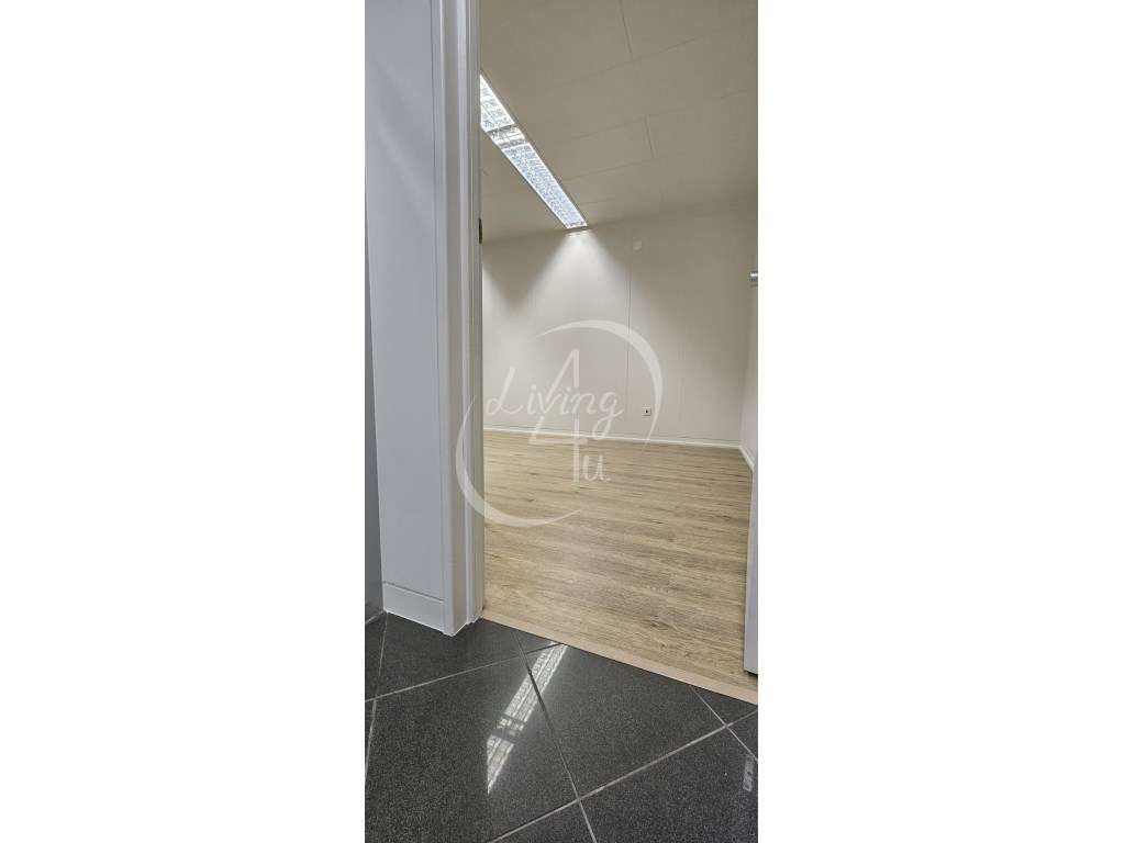 Escritório para arrendar em Alcobaça - Grande imagem: 4/7