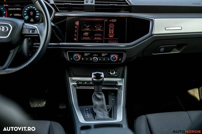 Audi Q3 35 TDI Sportback S tronic S line - 39